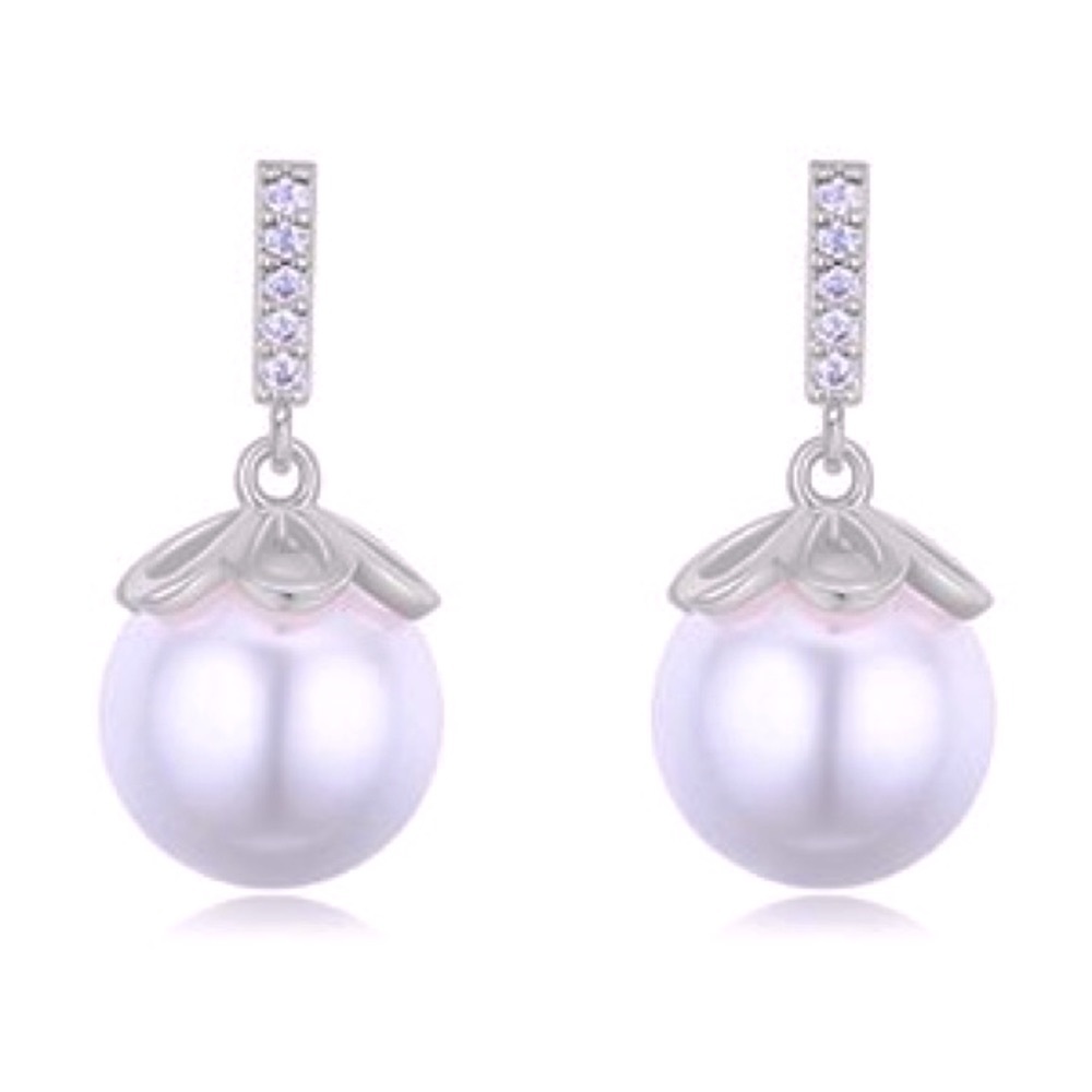 Women earrings S925 Alloy Needle Micro Stud Earrings - Treasure Life Pearl white